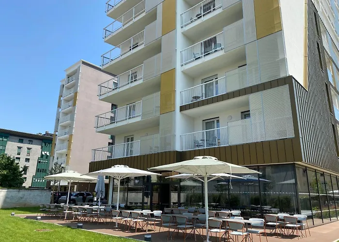 Quarto Verde Aparthotel